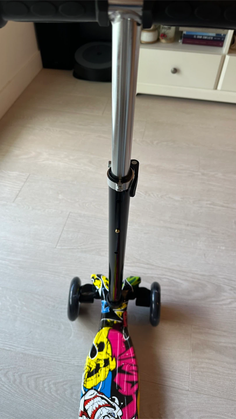 Kids 3-Wheel Scooter - photo 4