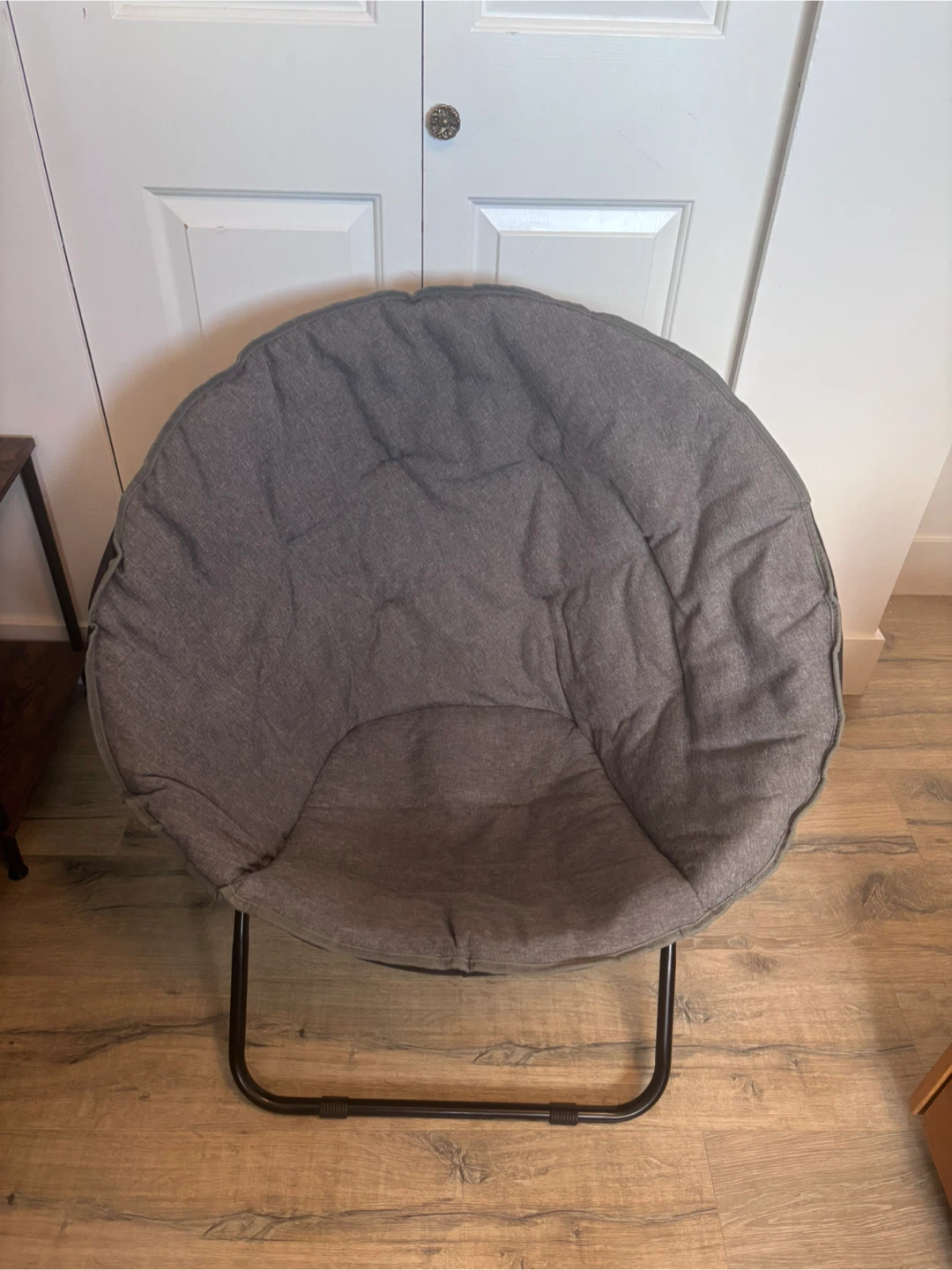 Folding Saucer Chair