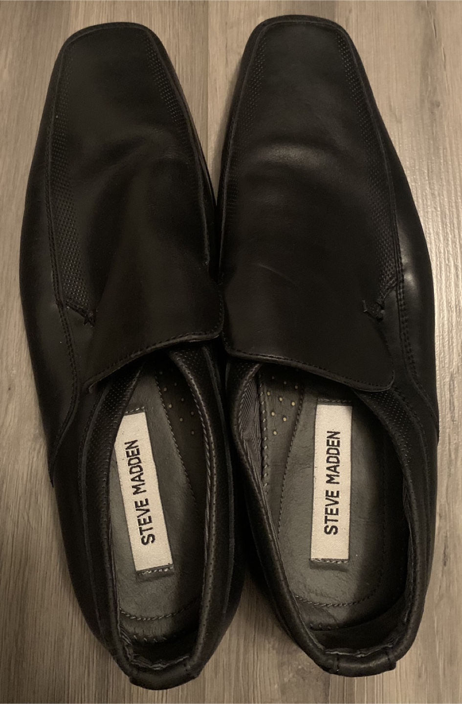 STEVE MADDEN SLIP ONS