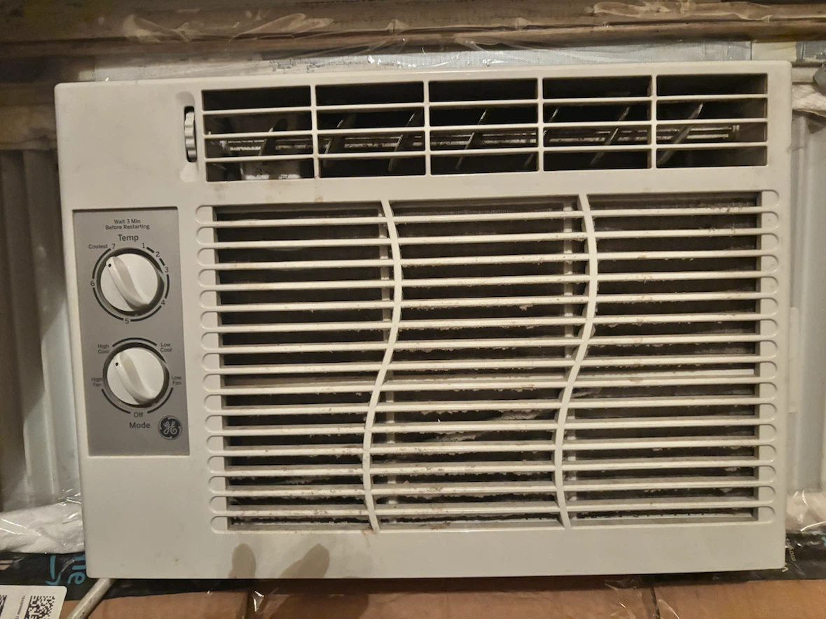 Moving sale: Two Window Air Conditioners!