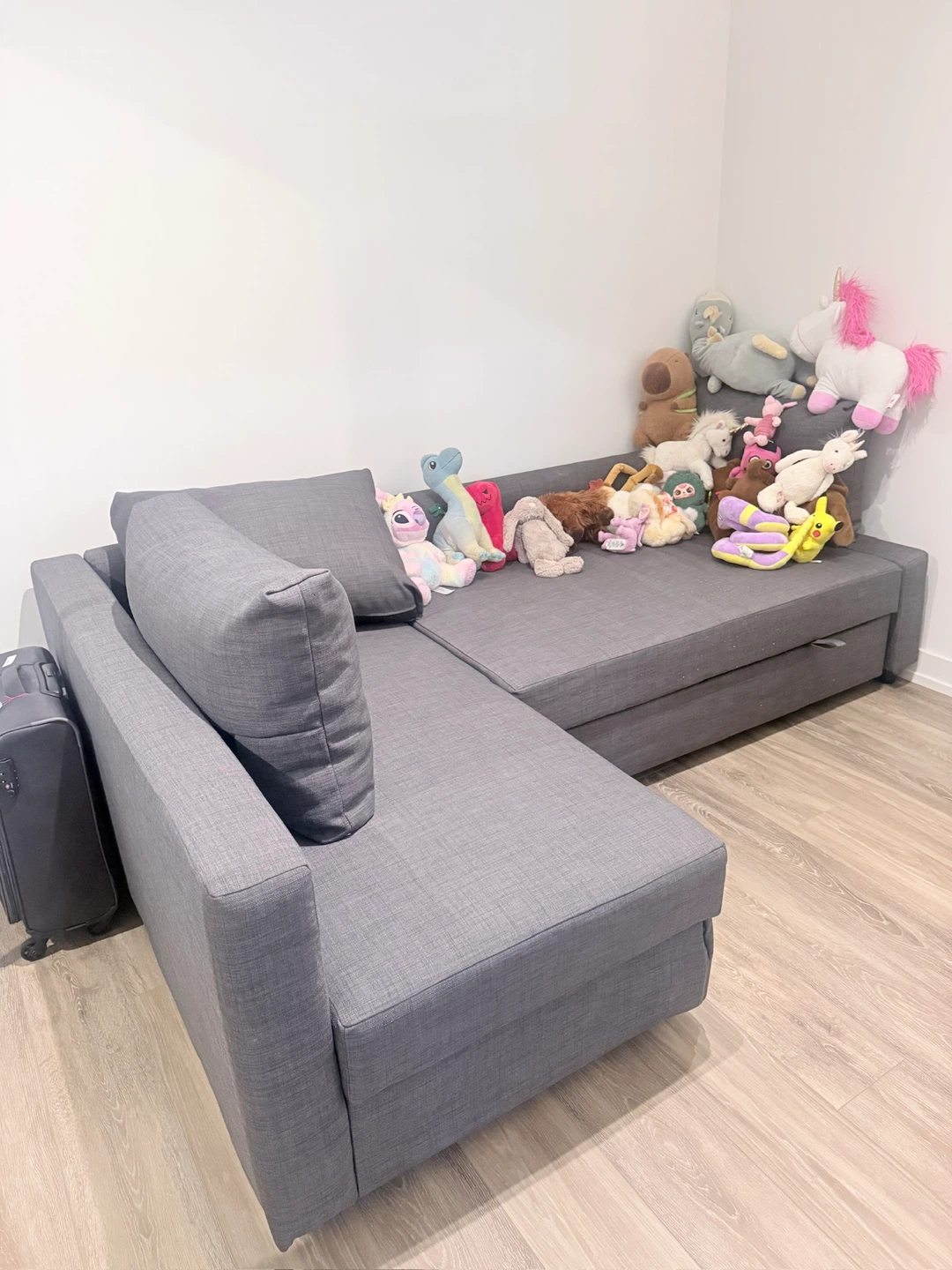 IKEA FRIHETEN Corner Sofa-Bed with Storage
