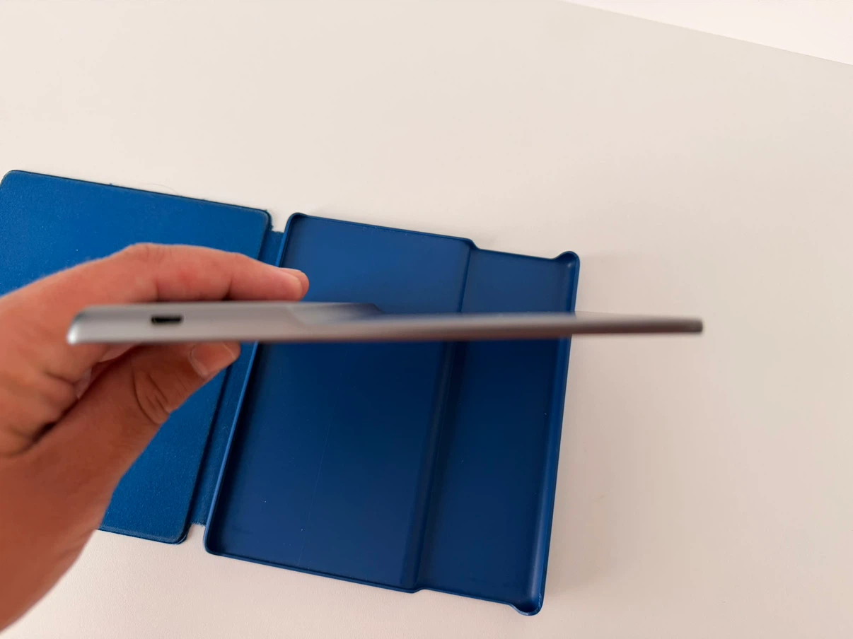 Amazon Kindle Oasis 3 E-Reader (10th Gen) - photo 5
