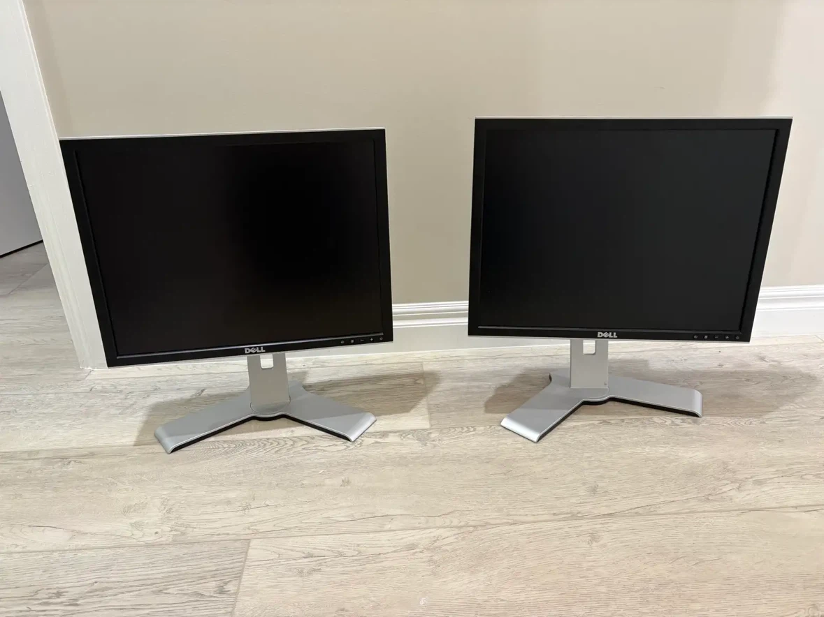 Dell 2007FPb Monitors (Set of 2)