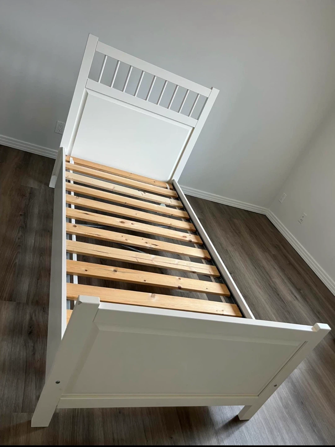 IKEA HEMNES Twin white bed frame - photo 3