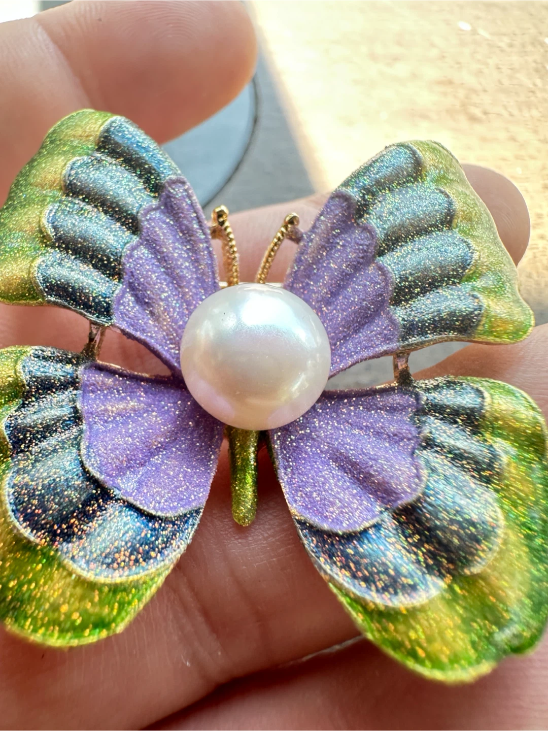 Sparkling Natural Pearl Butterfly Brooch - photo 2