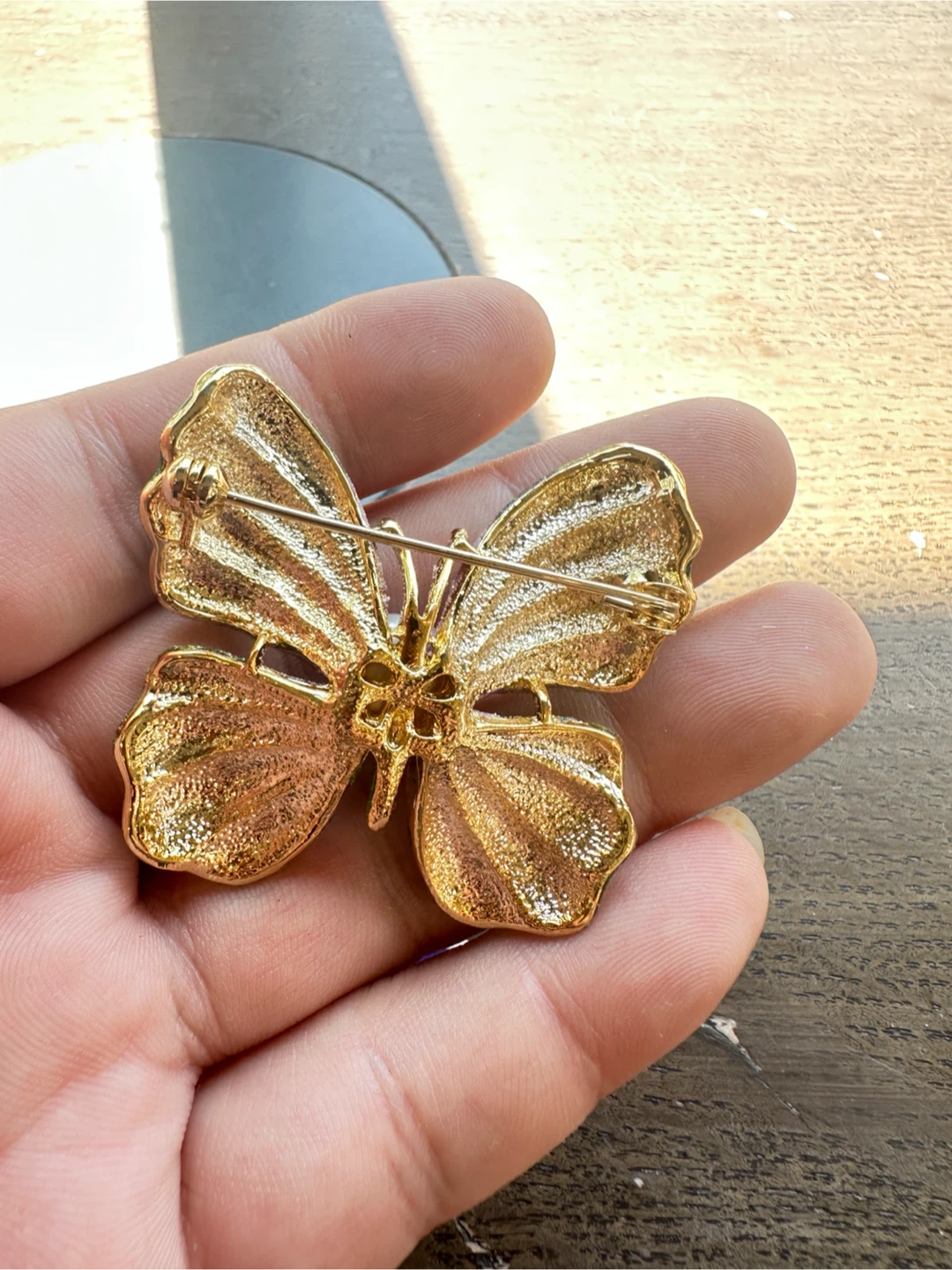 Sparkling Natural Pearl Butterfly Brooch - photo 3
