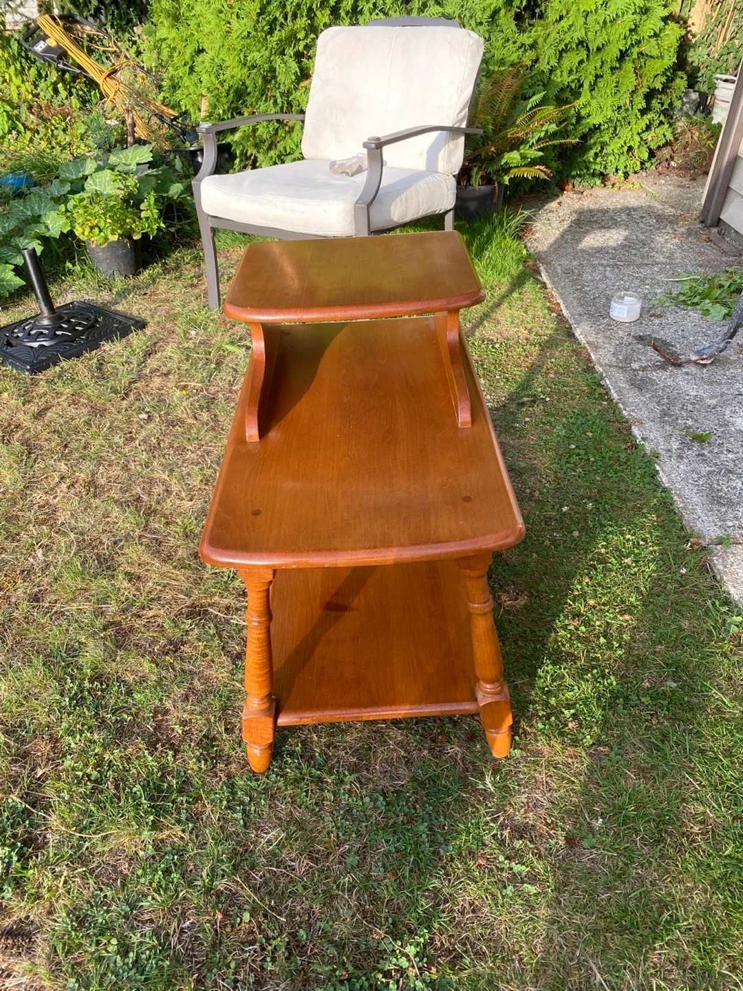 Vintage two tier wood step end table - photo 5