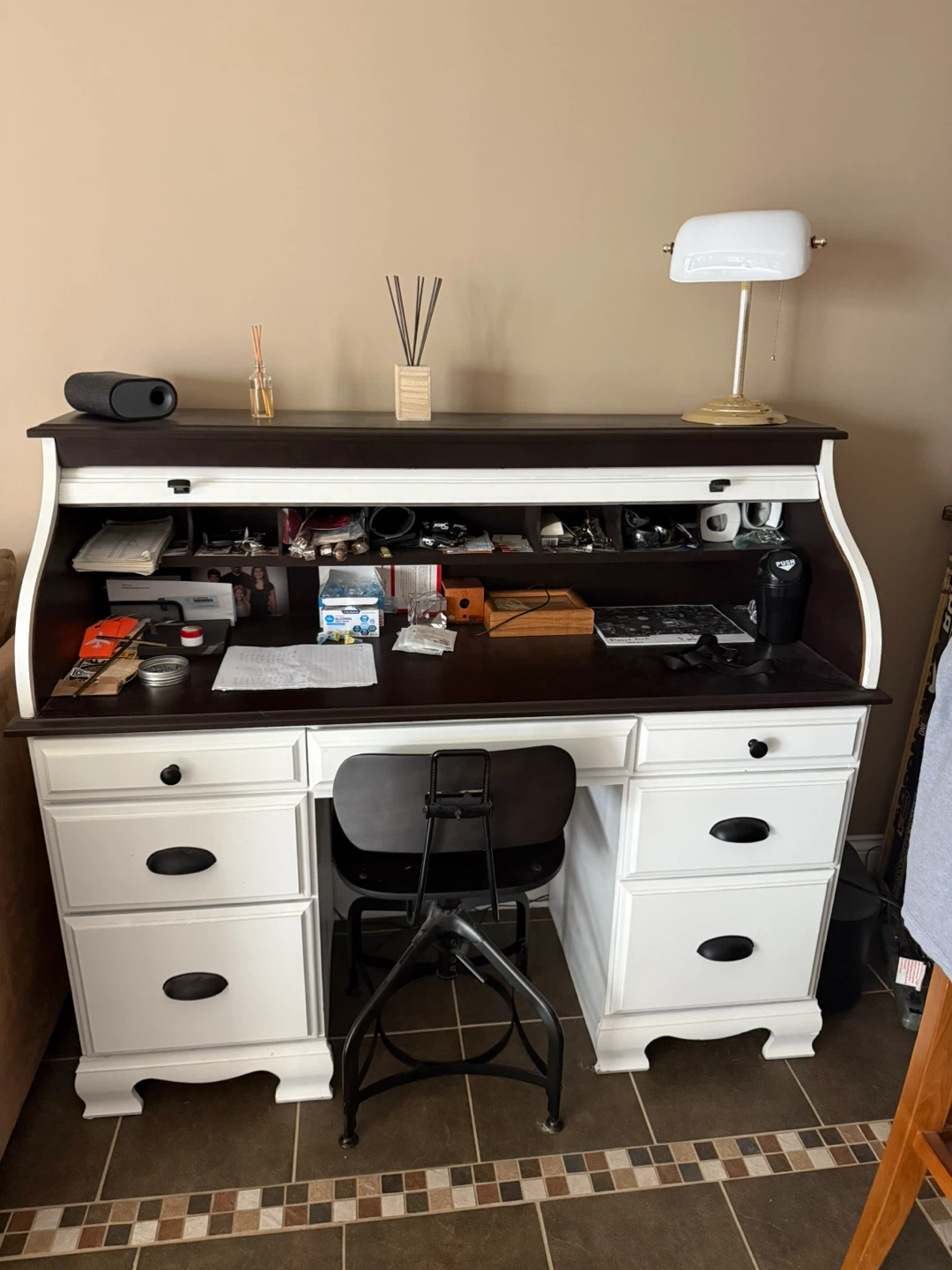 Roll top desk, chair, file cabinet & Lamp Bundle Deal!!! - photo 3