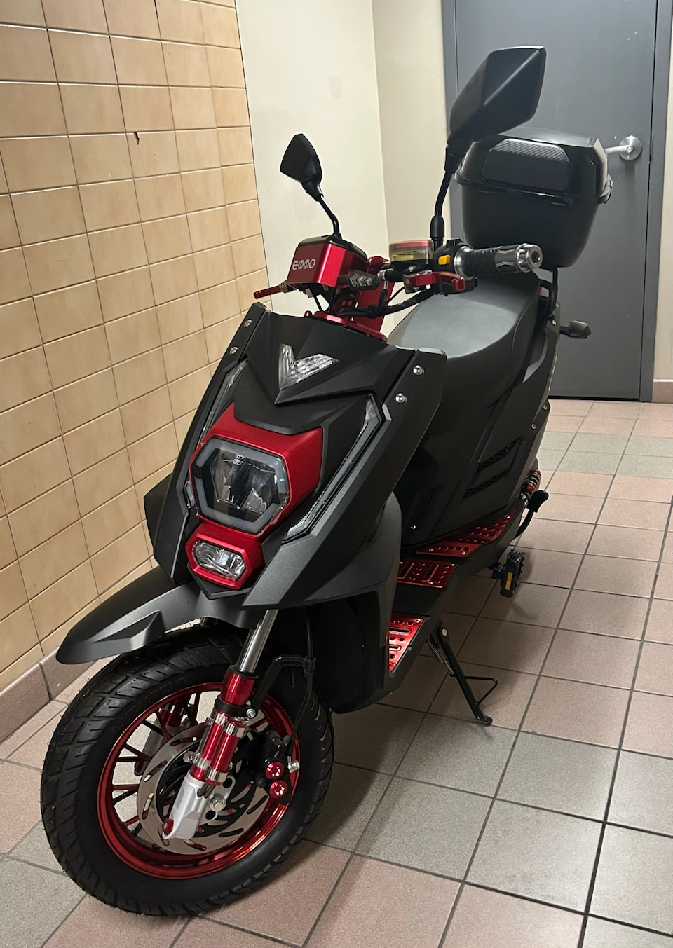 EMMO E-Bike Scooter with Storage Box - photo 2