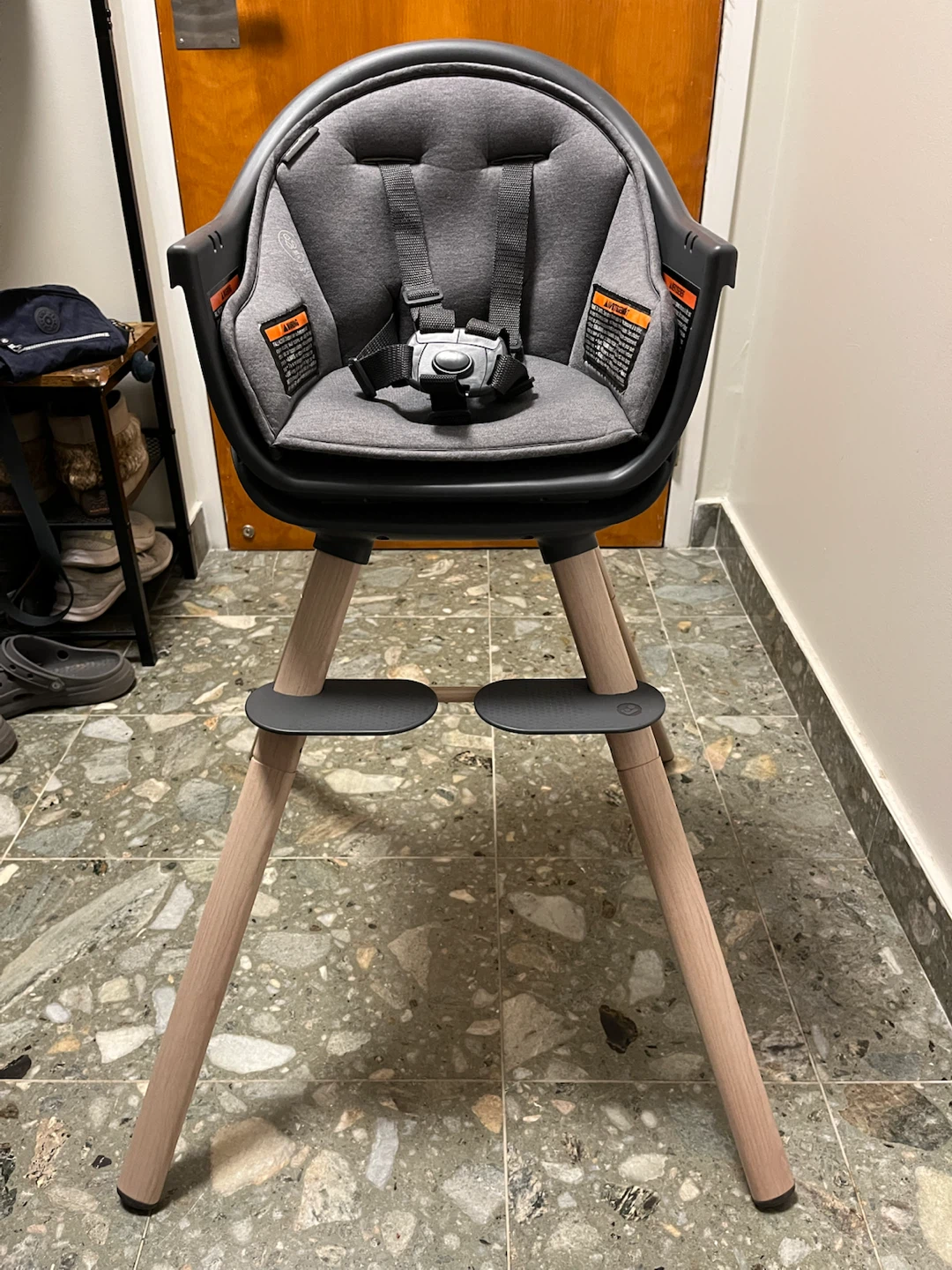 Maxi-Cosi Moa 8-in-1 High Chair - Beyond Graphite