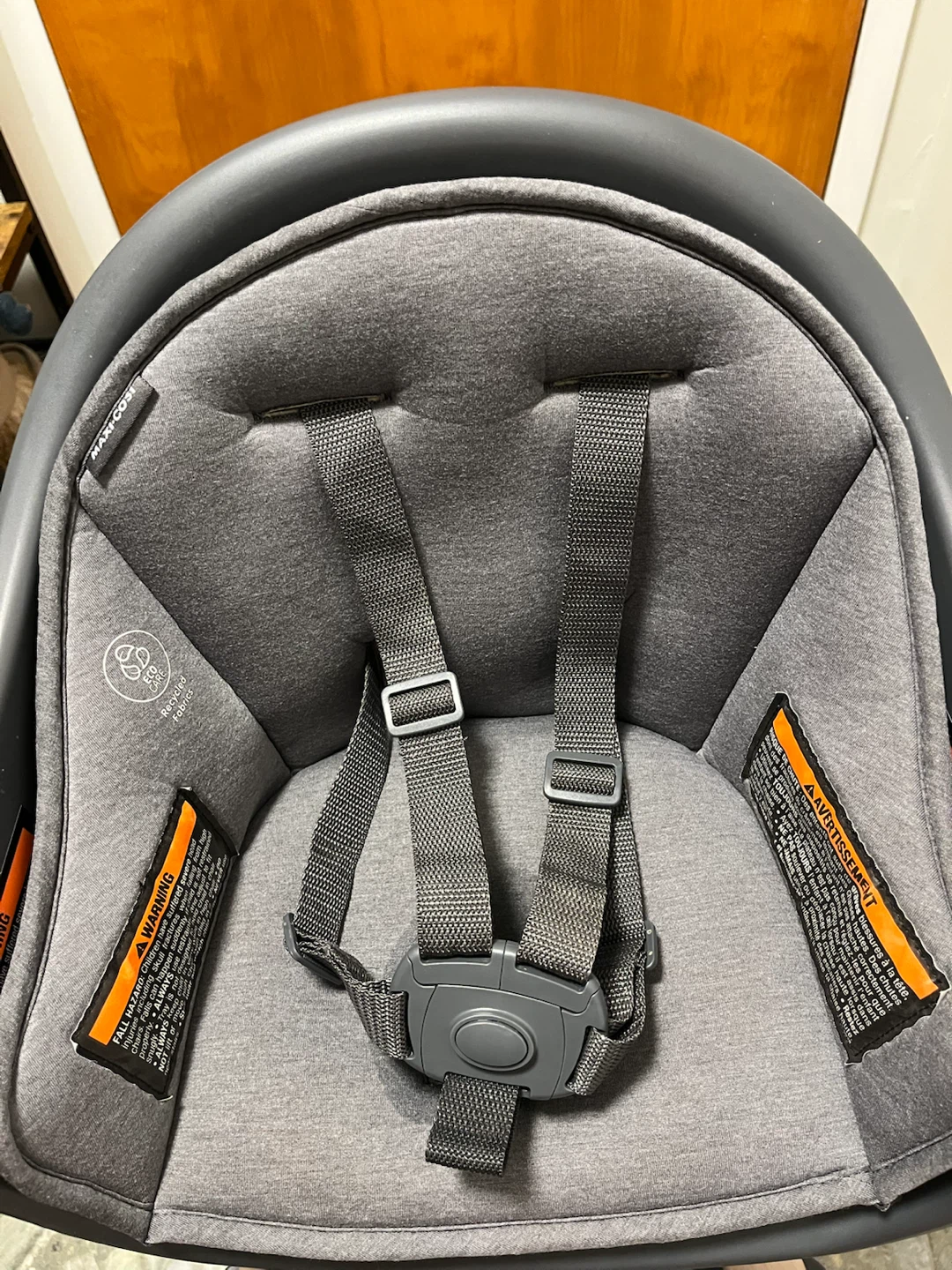 Maxi-Cosi Moa 8-in-1 High Chair - Beyond Graphite - photo 2