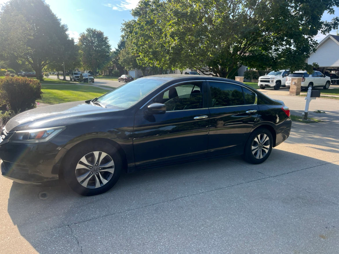 2014 Honda Accord - photo 2