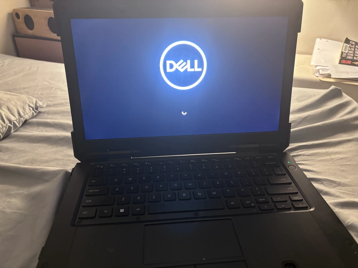 Dell Laptop - photo 2