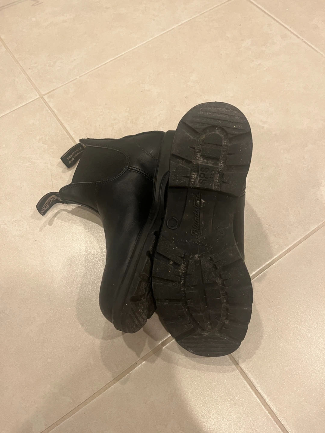 Blundstone Black Leather Chelsea Boots - photo 2