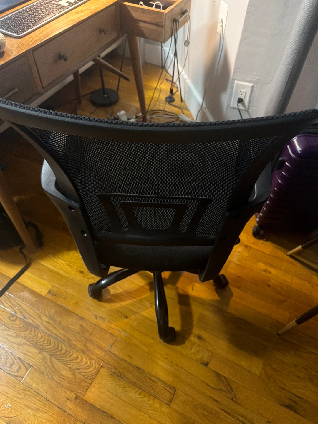 Black Mesh Office Chair - photo 3