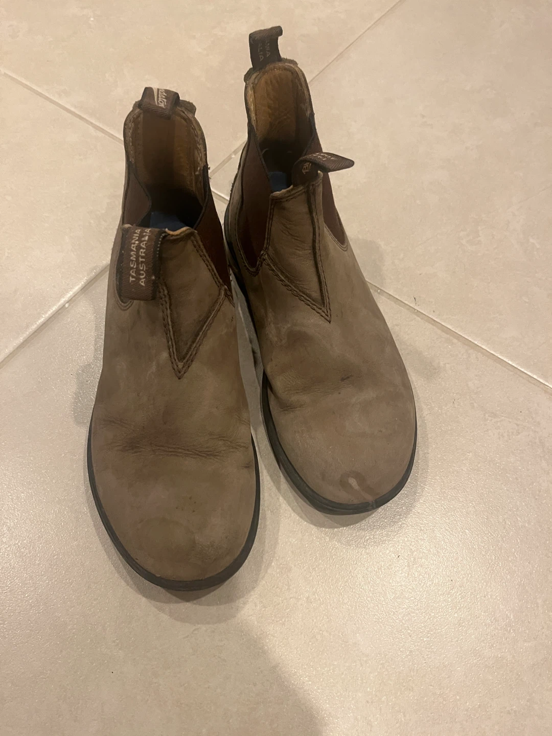 Blundstone Brown Suede Chelsea Boots