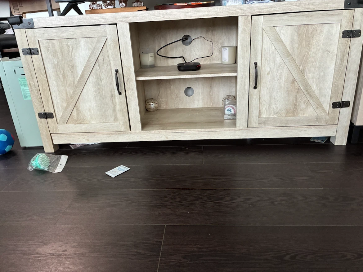 Wayfair TV Stand- Pickup Only - photo 2