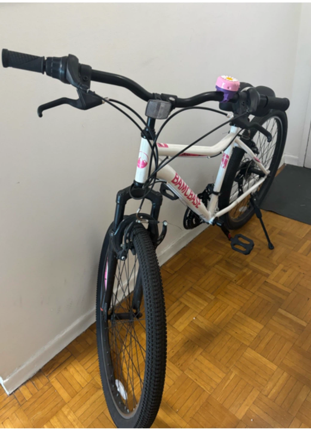 White Hybrid Bicycle