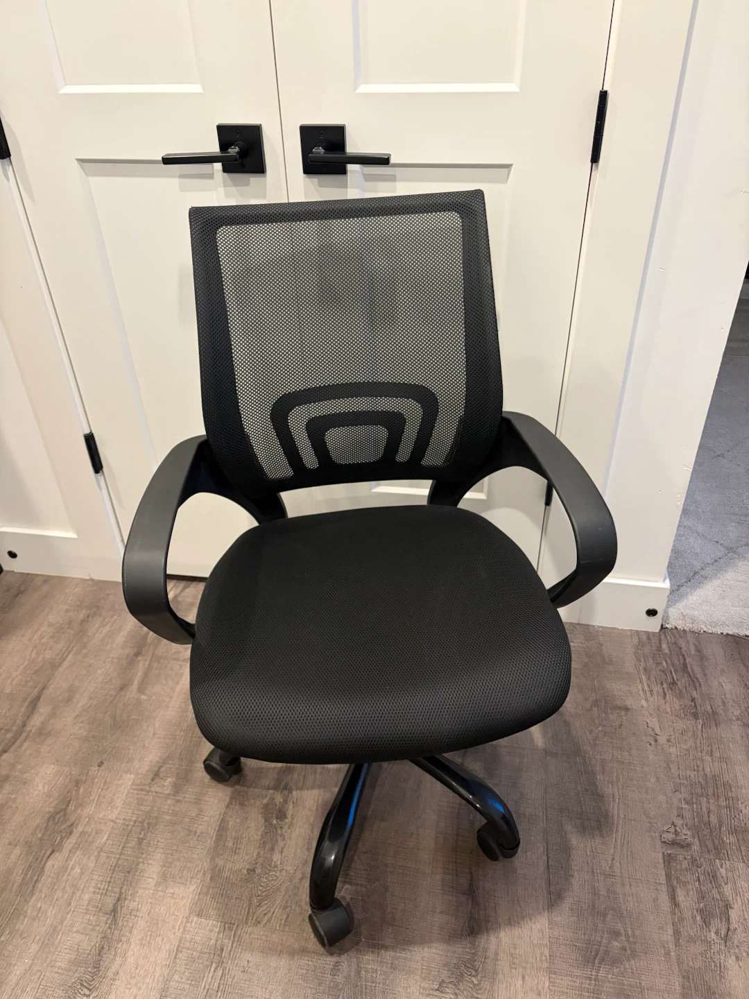 office chair height adjustable