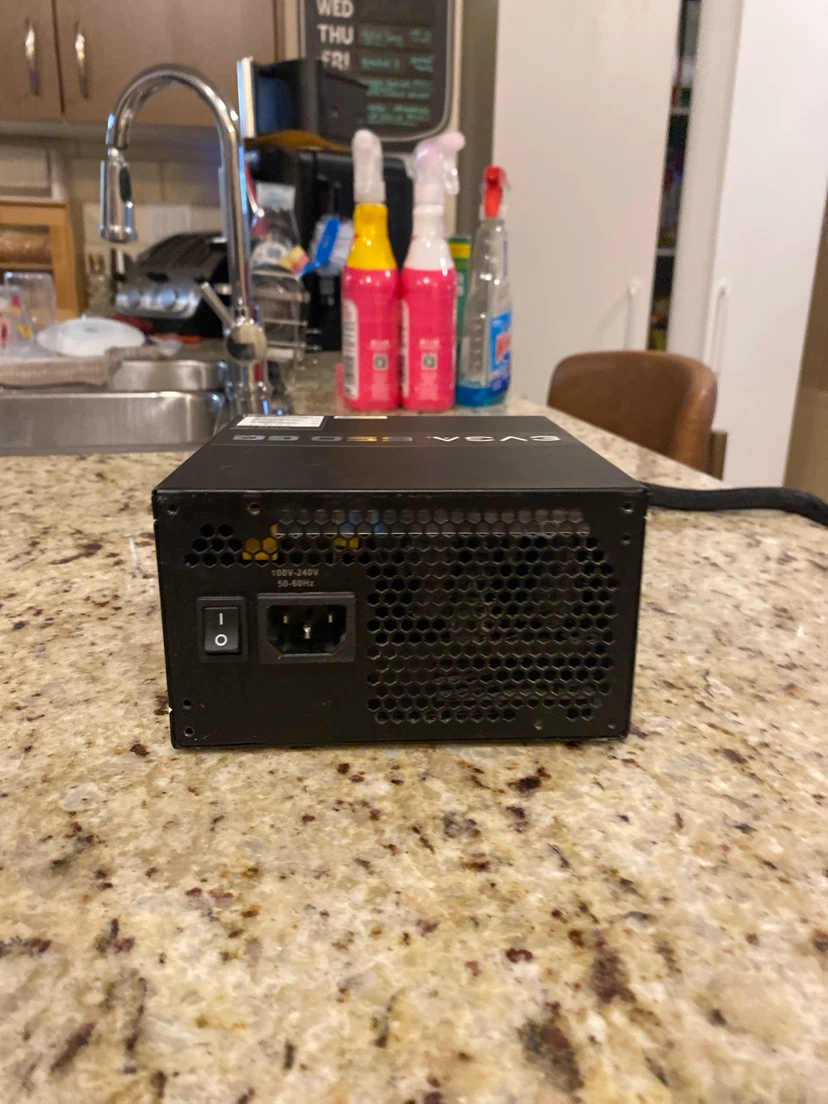 EVGA 650watt gq power supply - photo 2