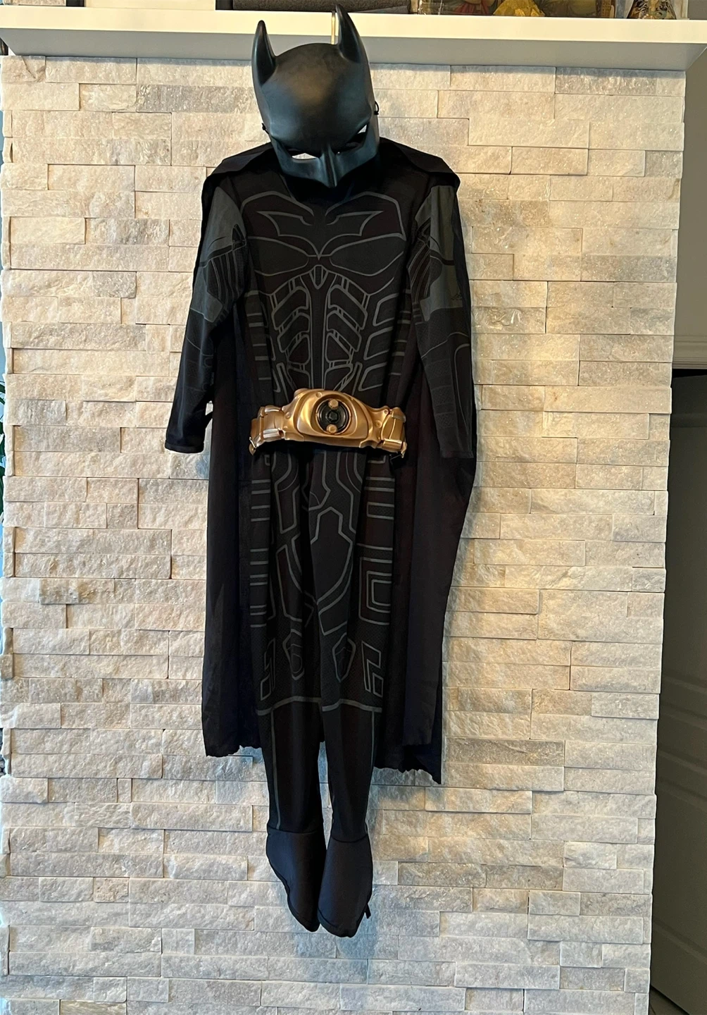 HALLOWEEN Batman Costume with Cape and Mask - photo 2