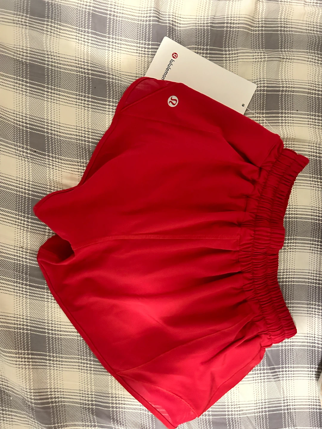 Lululemon Hotty Hot Low-Rise Lined Short 2.5 - photo 2