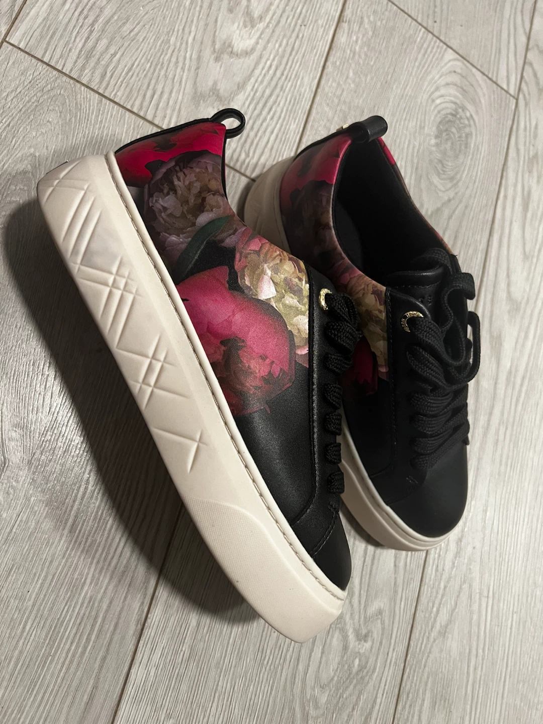 🌺Ted Baker 🌺Women's Sneakers
