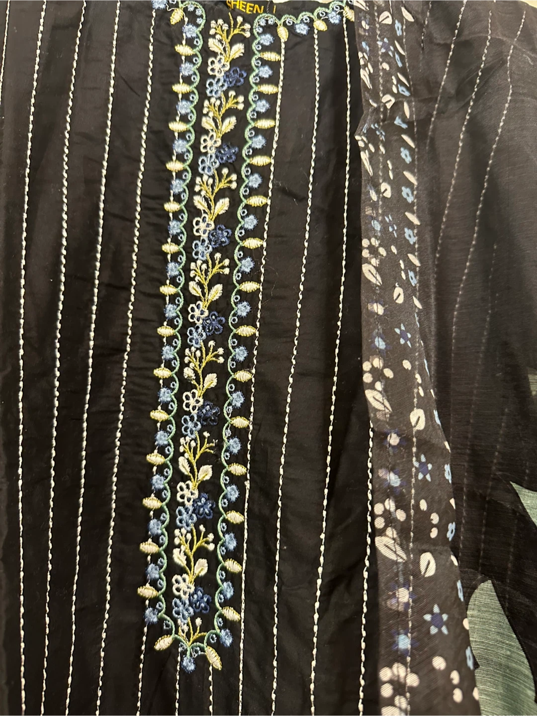 Black Embroidered 3-Piece Suit with Dupatta - photo 4