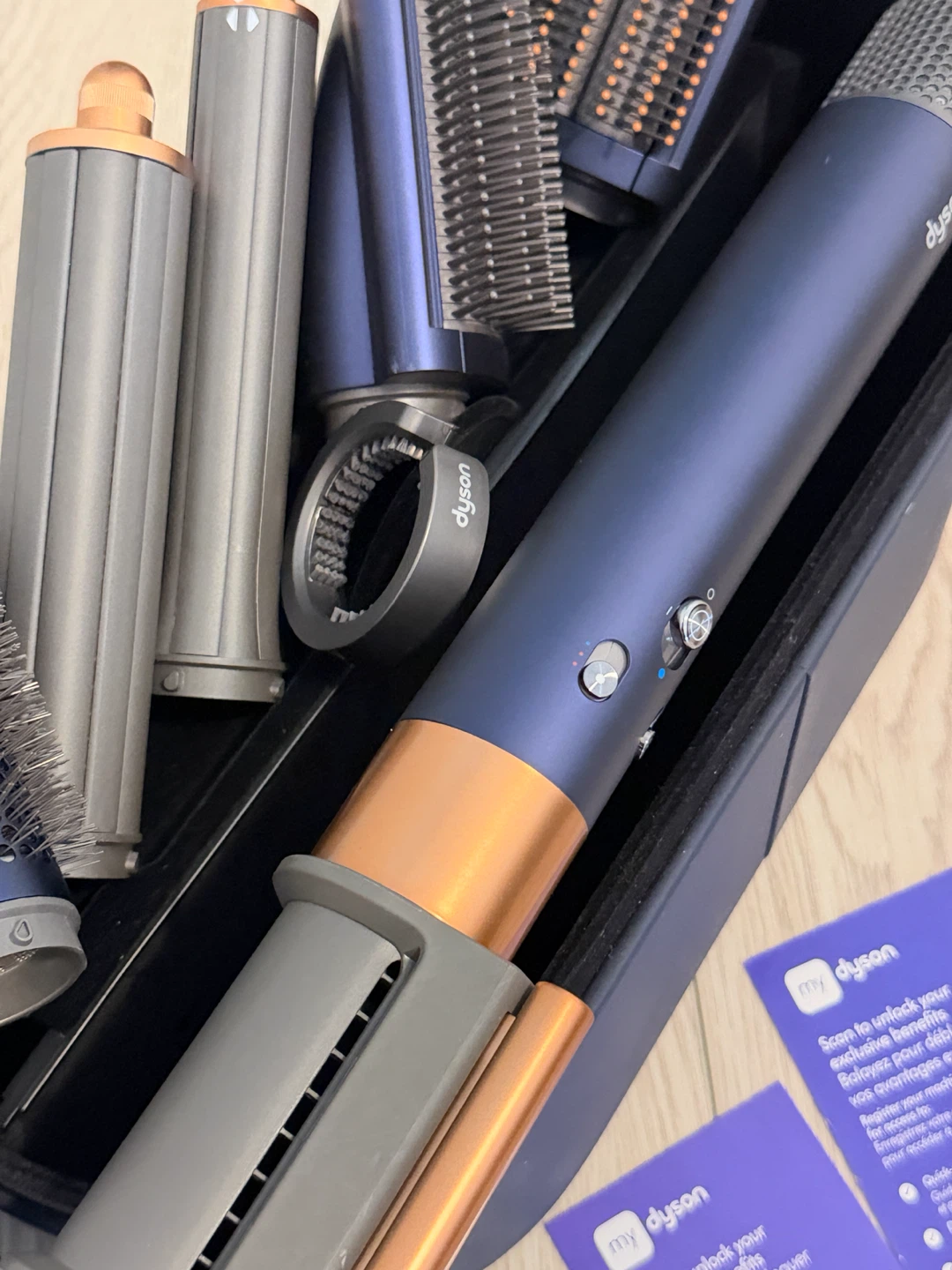 Dyson Hair Styler - photo 2