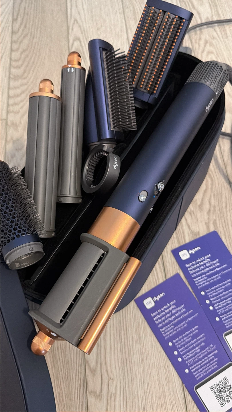 Dyson Hair Styler - photo 3