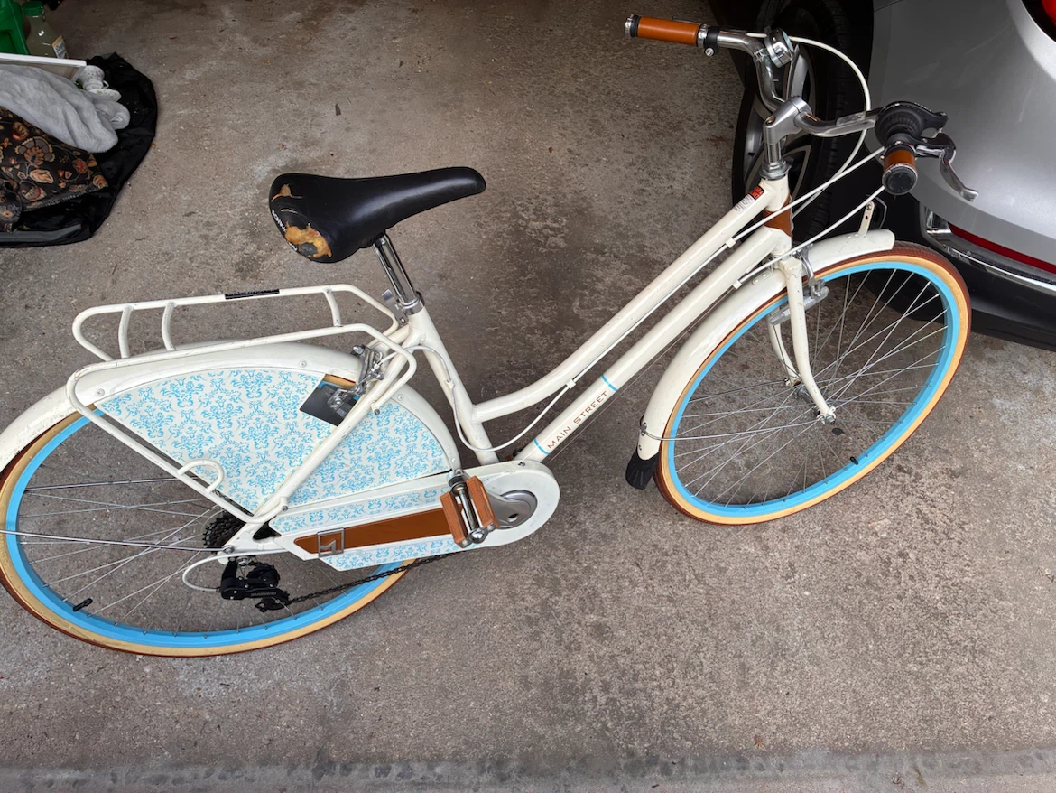 Cream and Blue Cruiser Bicycle - photo 4
