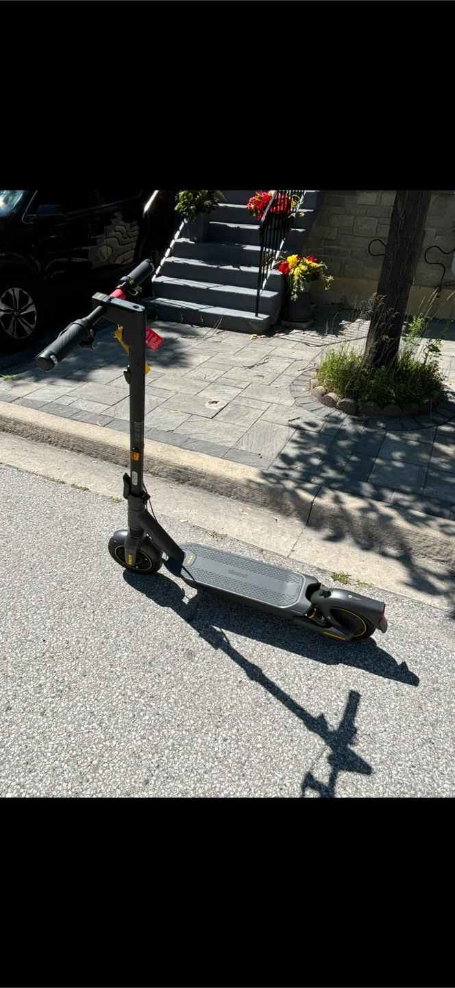 Segway Ninebot MAX G2 Electric Scooter - photo 2