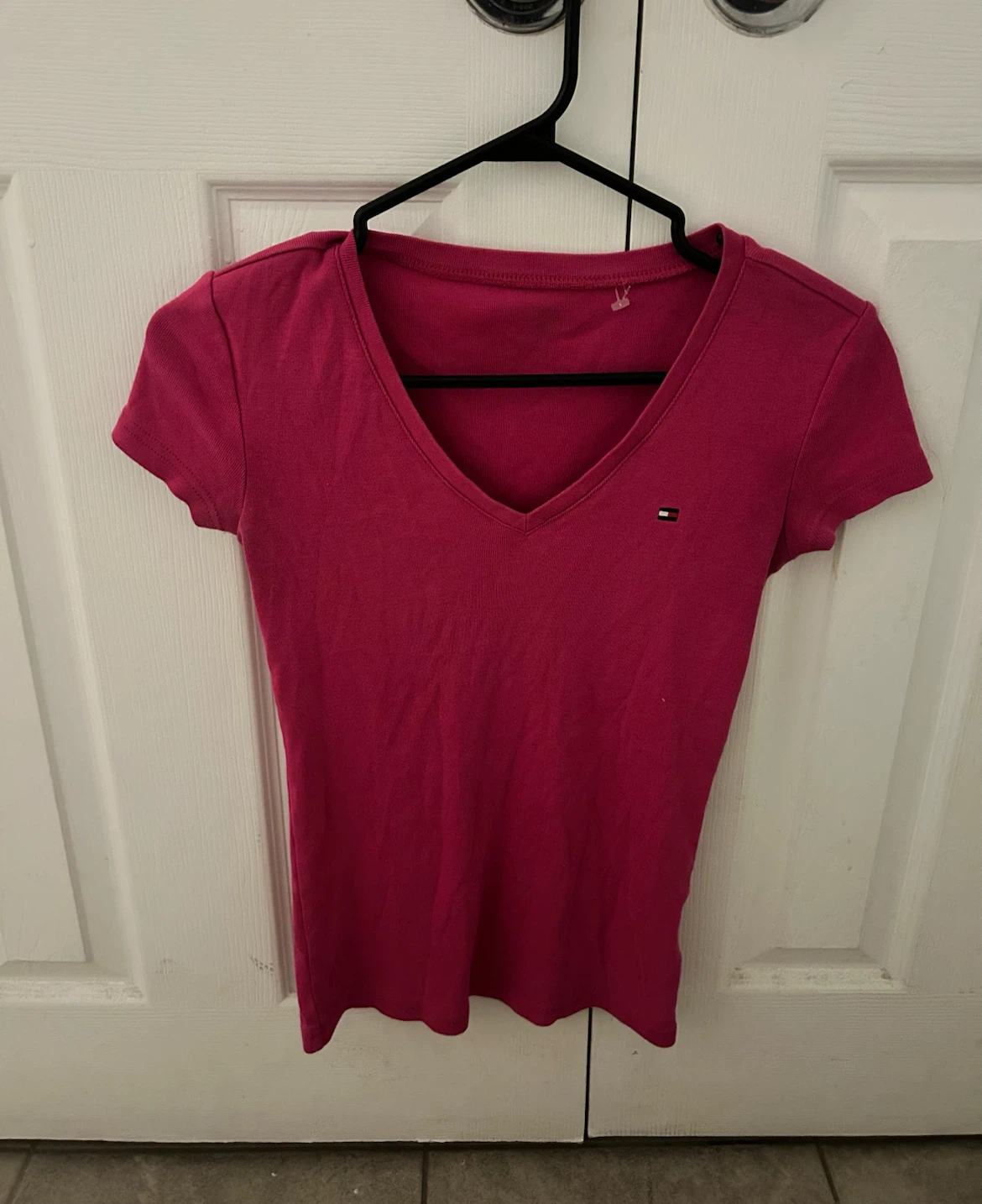 Tommy Hilfiger Pink V-Neck T-Shirt - photo 2