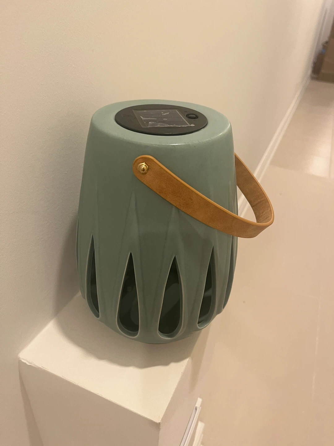 Ceramic Solar Lantern with Leather Handle - photo 2