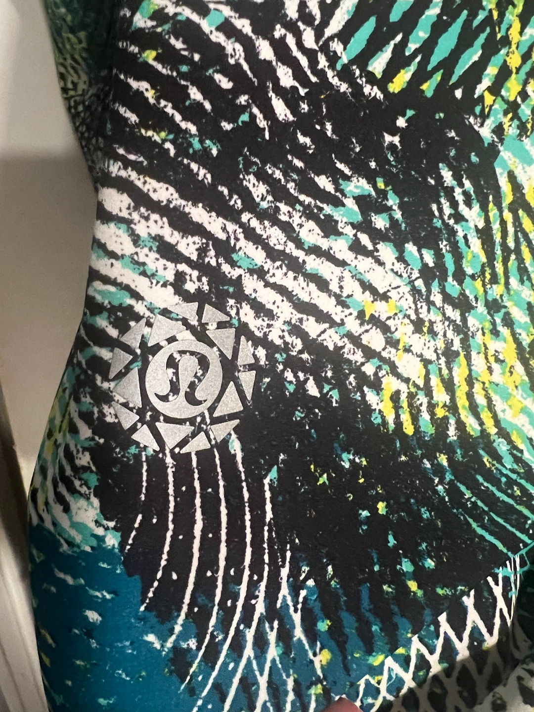 Lululemon🌺 Athletic Jacket - photo 3