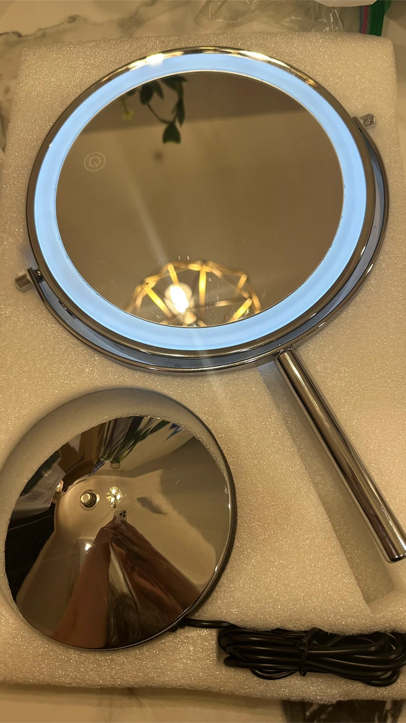 Lighted Vanity Mirror