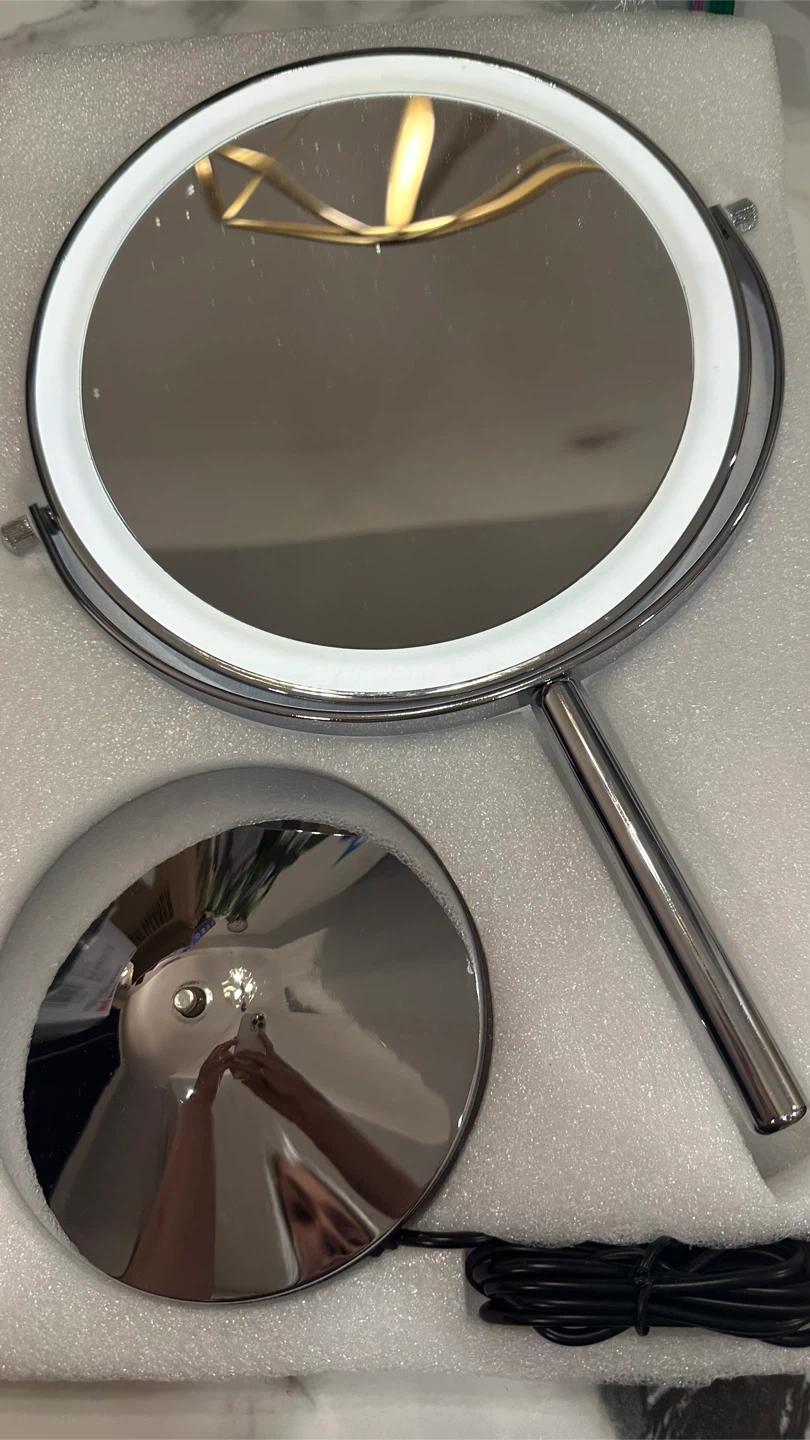 Lighted Vanity Mirror - photo 2