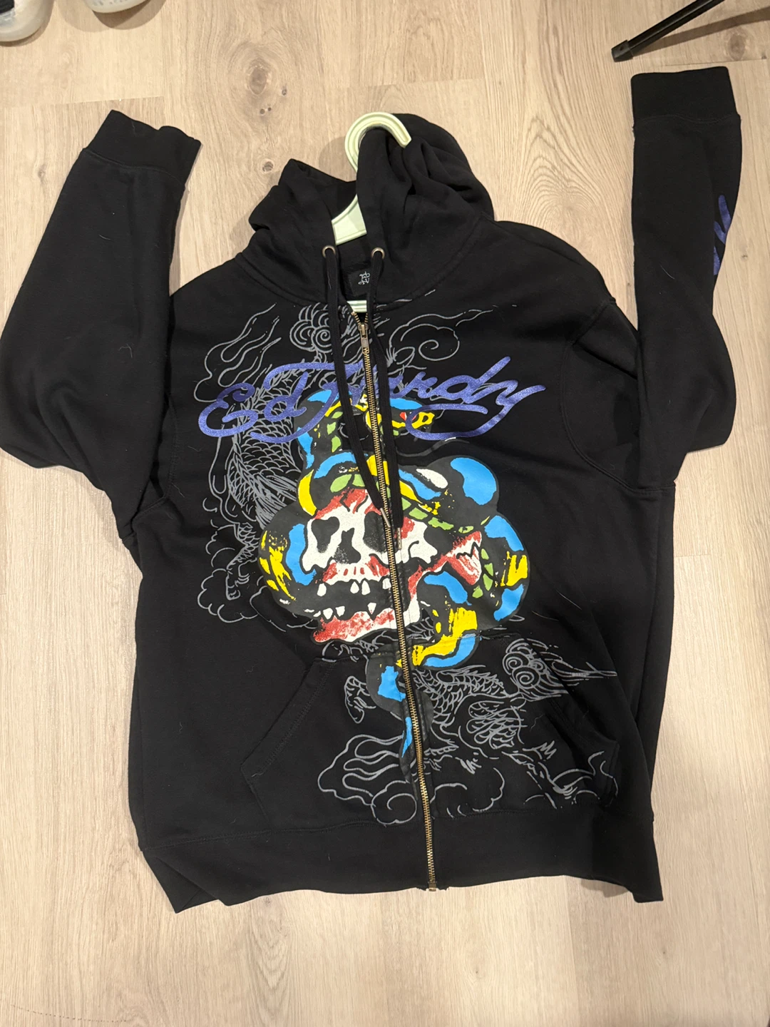 Ed hardy for yall y2k kids large fits like medium
