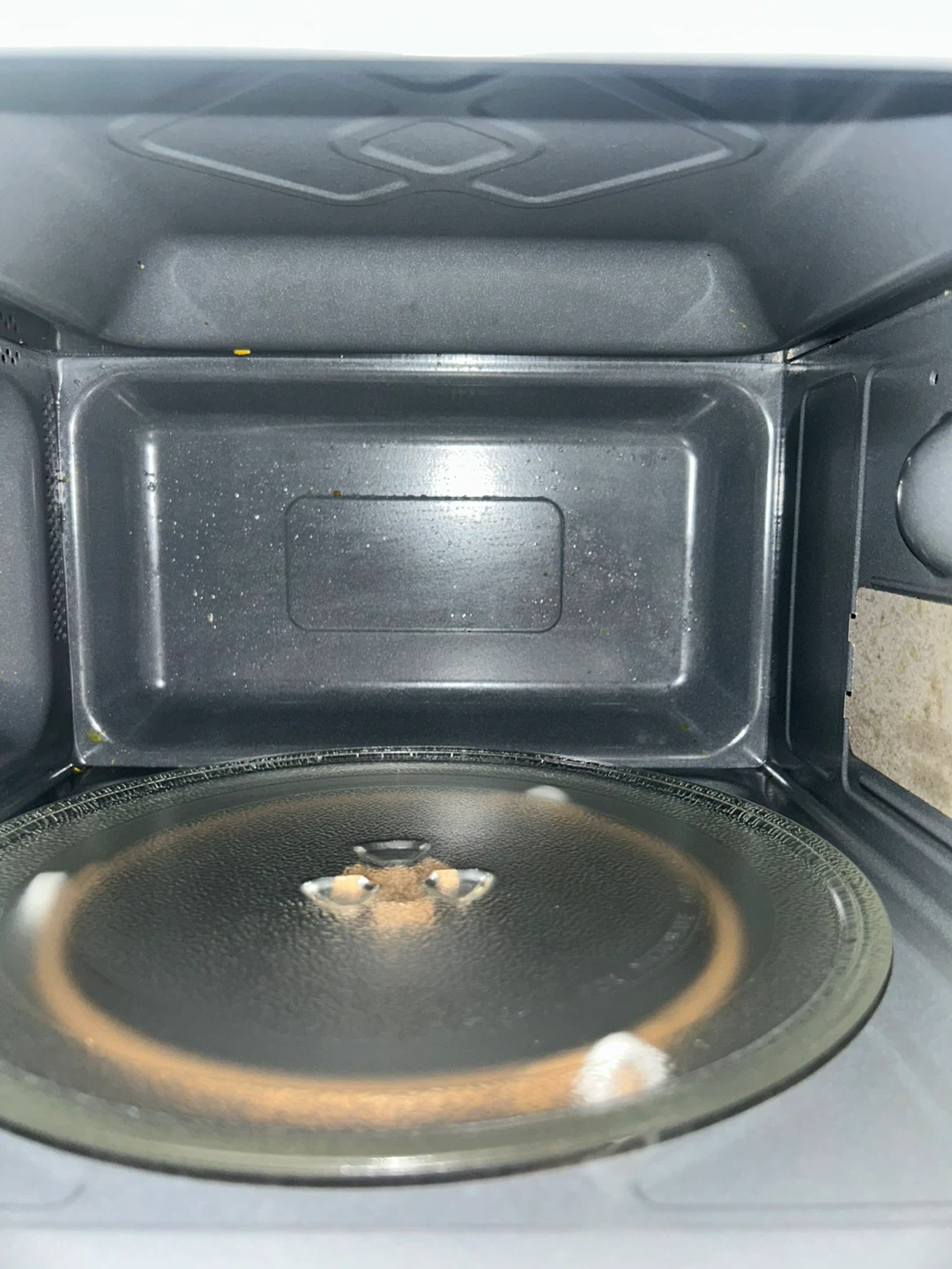 Chefman Black Microwave - photo 3