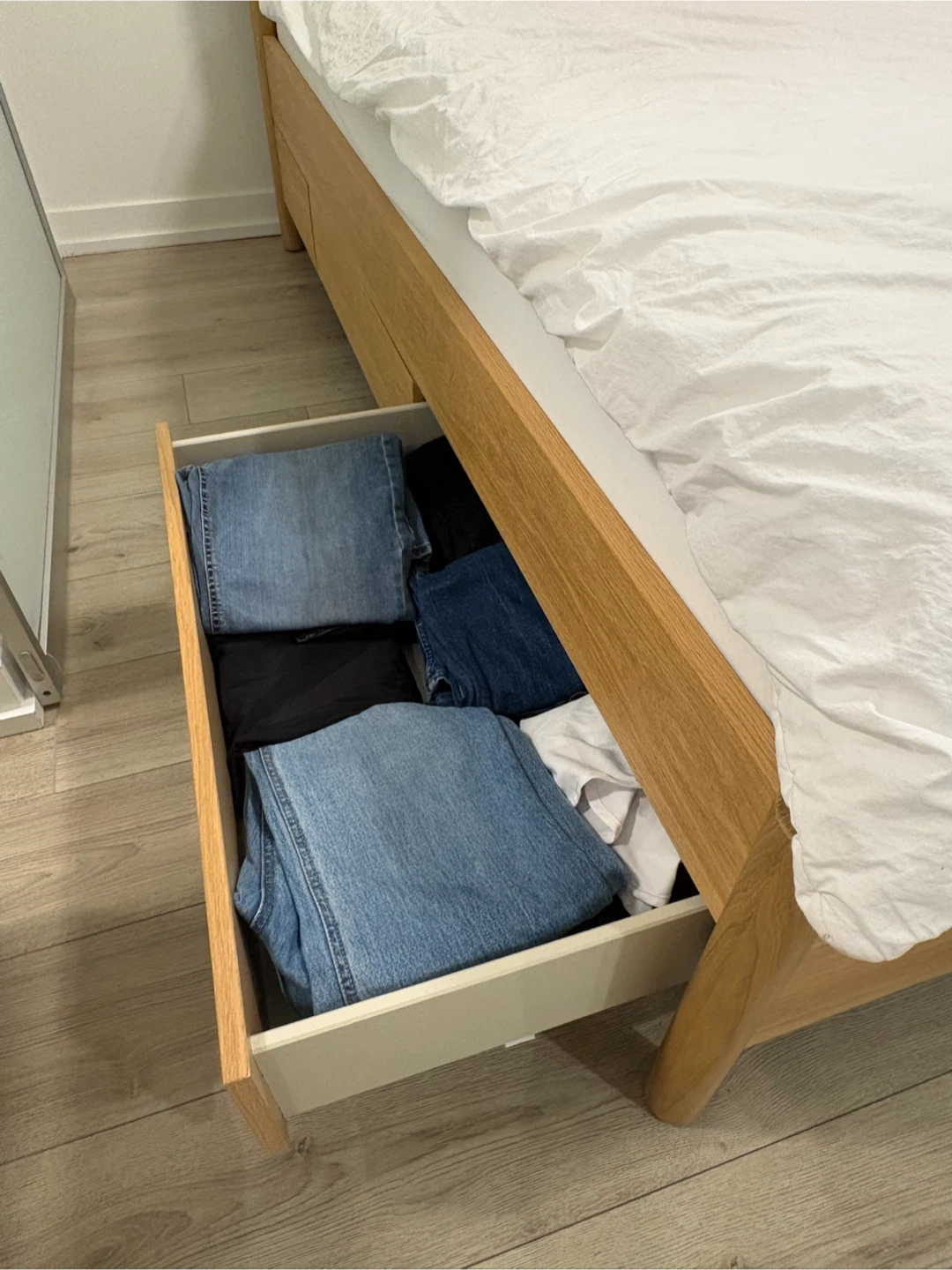 IKEA TONSTAD Bed Frame with Storage - Oak Veneer King - photo 3