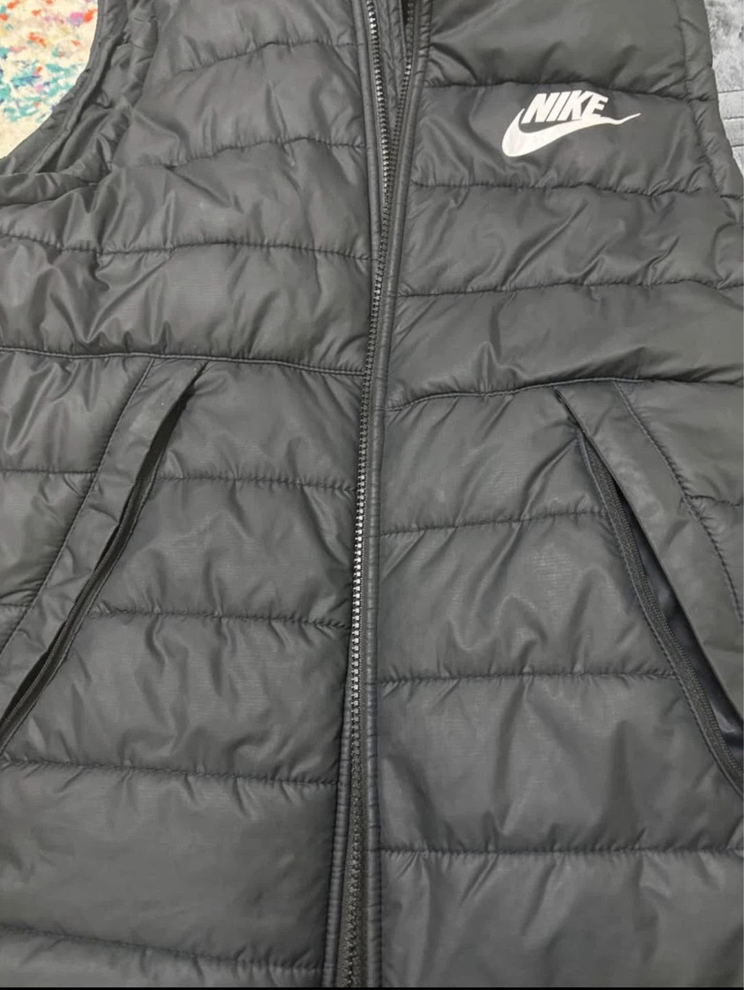 Nike Puffer Vest & White Hoodie Set - photo 5