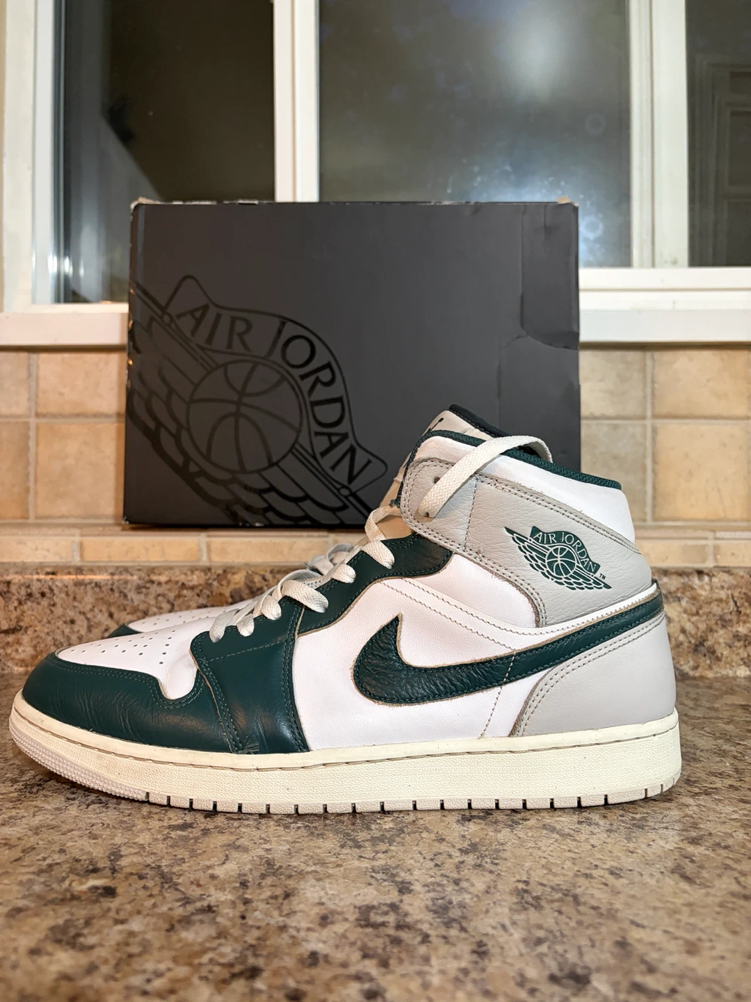 Air Jordan 1 Mid SE Dark Teal Sneakers - photo 3