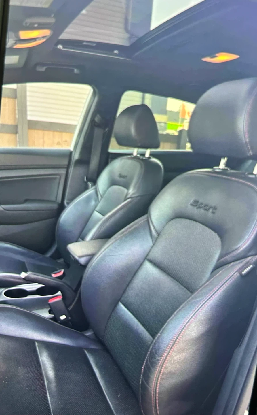 Hyundai Elantra Sport Sedan - photo 4
