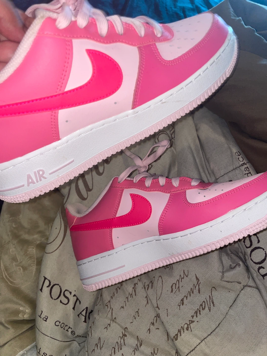 Nike Air Force 1 Pink Tint/White Sneakers