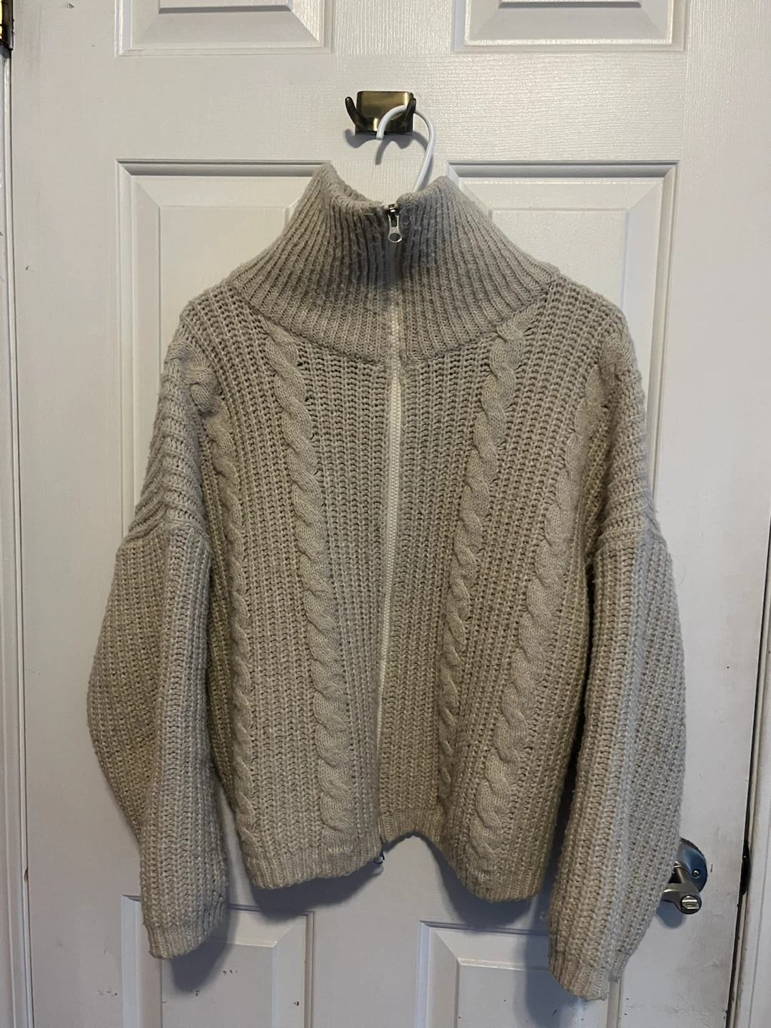 Women's Cable Knit Zip-Up Sweater - photo 3