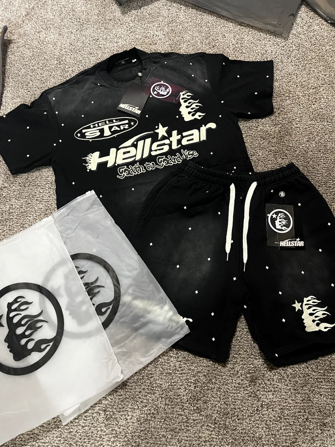 Hellstar T-Shirt and Shorts Set