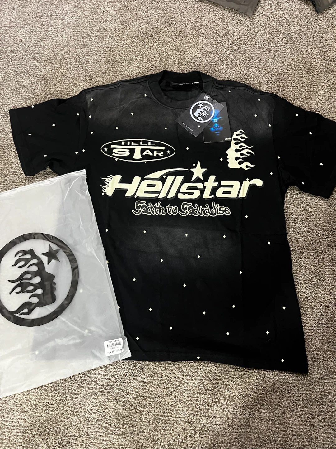 Hellstar T-Shirt and Shorts Set - photo 3