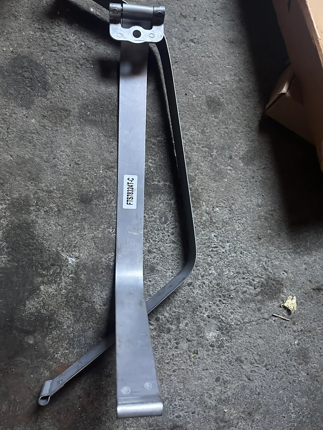 A-Premium Fuel Tank Strap - photo 3