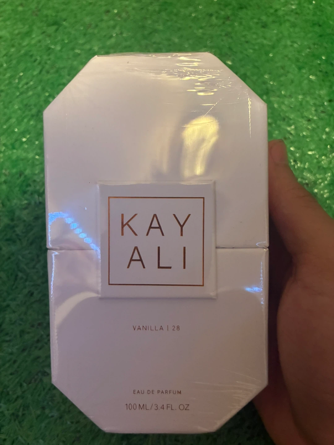 Kayali Vanilla 28 Eau de Parfum 100ml / 3.4 fl oz