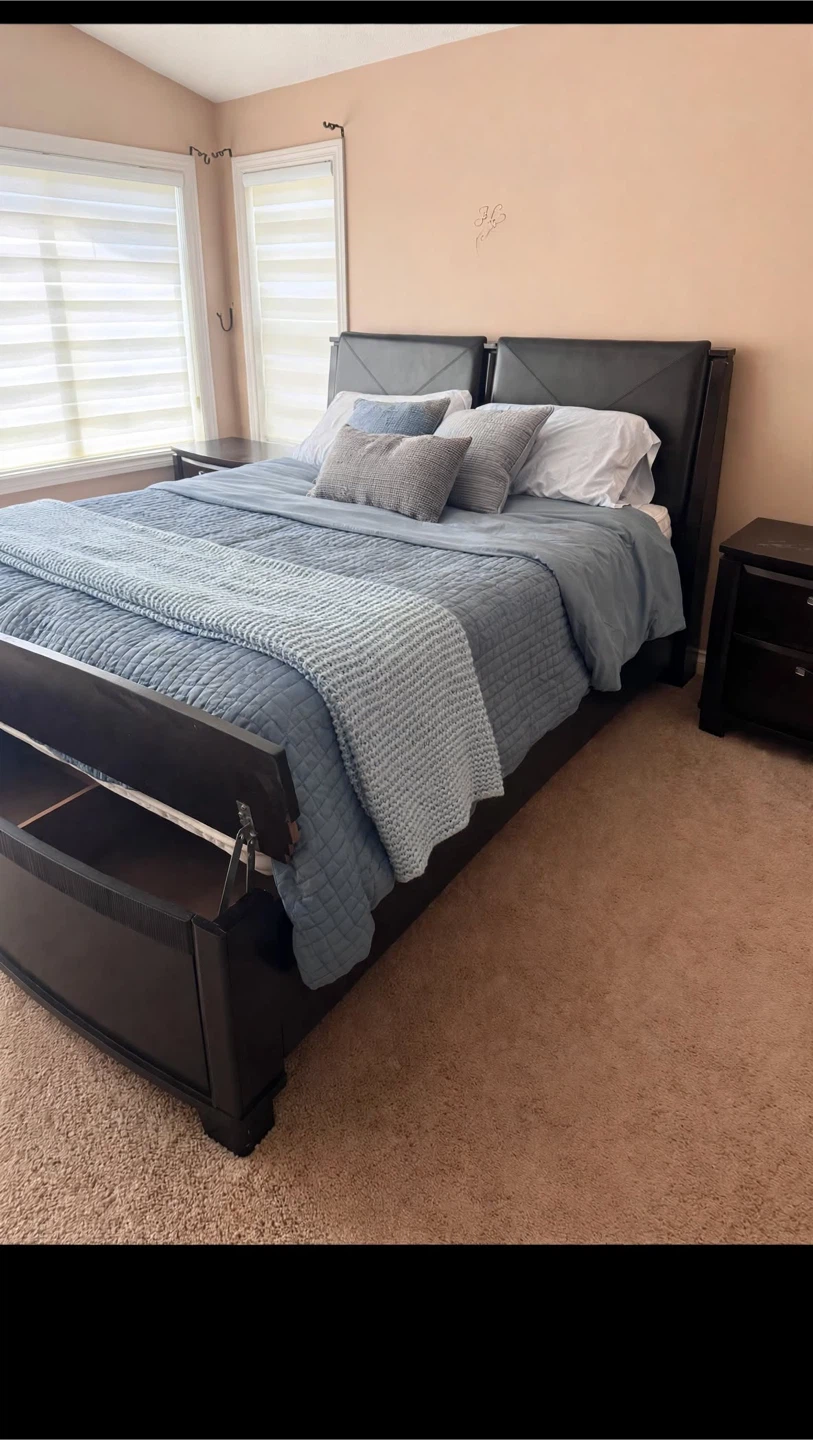Brown King size Bedroom Set – includes Mattress & 2 Nightstands - photo 2